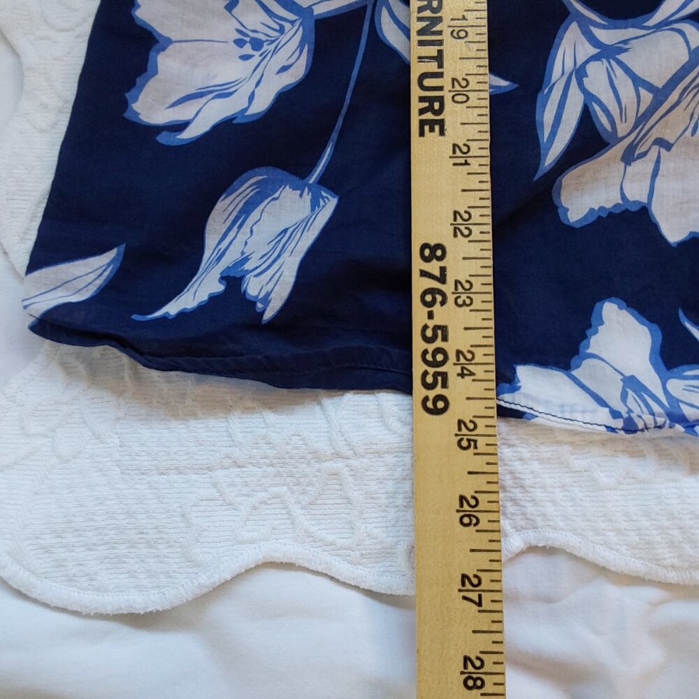 Old Navy Navy Blue Floral Button-Down Shirt - Picture 7 of 8